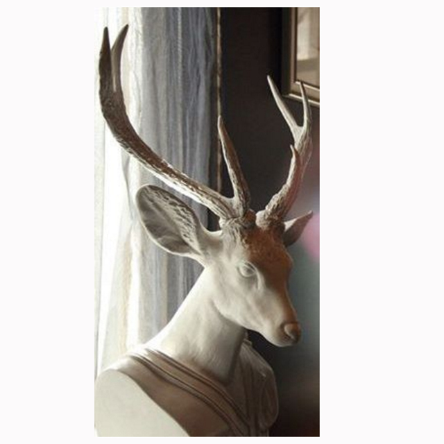 Noble Animal Bust - Image 2