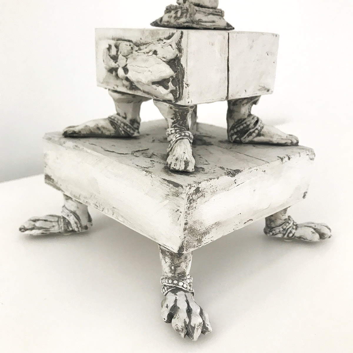 Tassel Caryatid Table Lamp no. 20 - Image 4