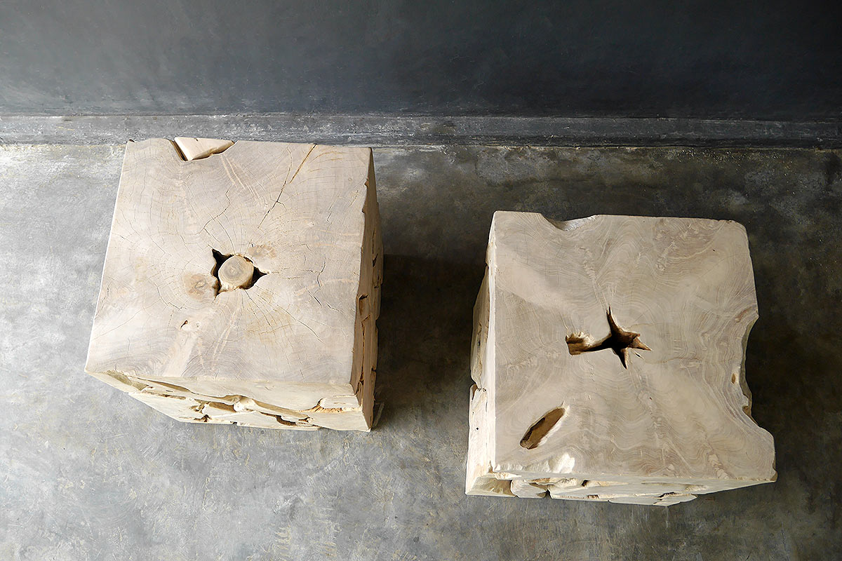 WEATHERED RUSTIC TEAK PART TABLE - Image 5