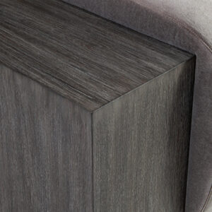 Belo_Bench_347507_detail_Bernhardt_VillaVici