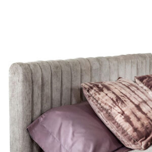 HEYWORTH_Bed_king_b170-20k_detail_Interlude_VillaVici