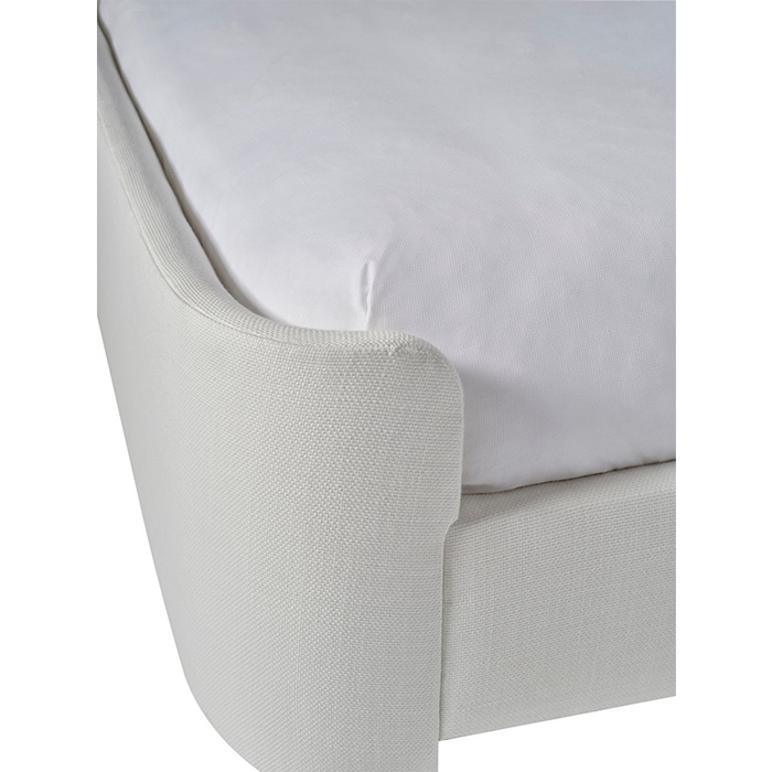 Montauk_Bed_BAA4620_detail_Baker_VillaVici