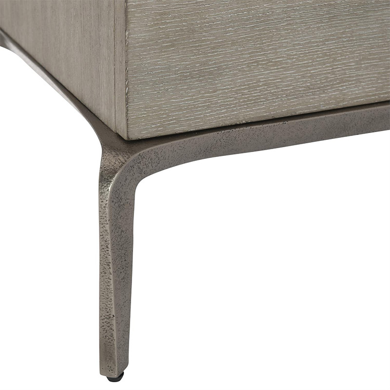 Ritter_Nightstand_309232_detail2_Bernhardt_VillaVici