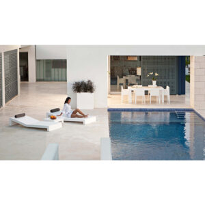 Jut Sun Chaise